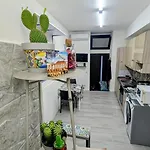 Apartman Tiny Beautiful Thing *