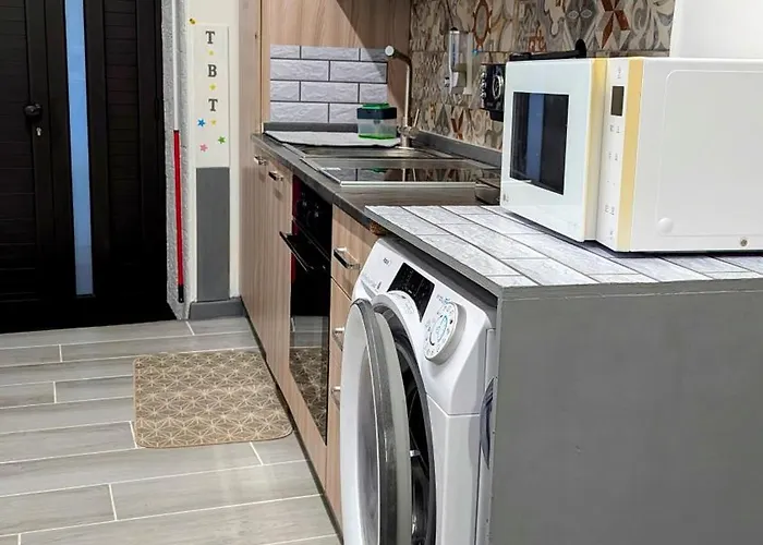 アパート Tiny Beautiful Thing *